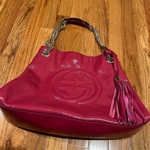 Authentic Fuchsia Gucci SoHo bag - Picture 4 of 11